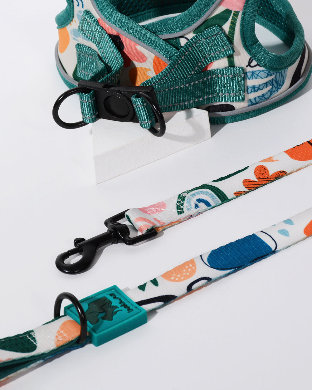 OxyMesh Velcro Step-in Harness and Leash Set - Hawaii